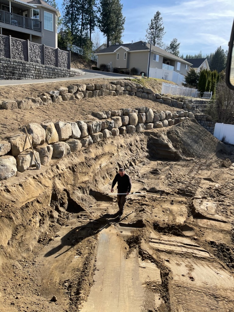 07847D40-002 Spokane N&N excavation building residential retaining wall